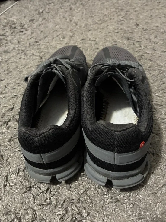 On running cloudflow - Picture 4 of 8